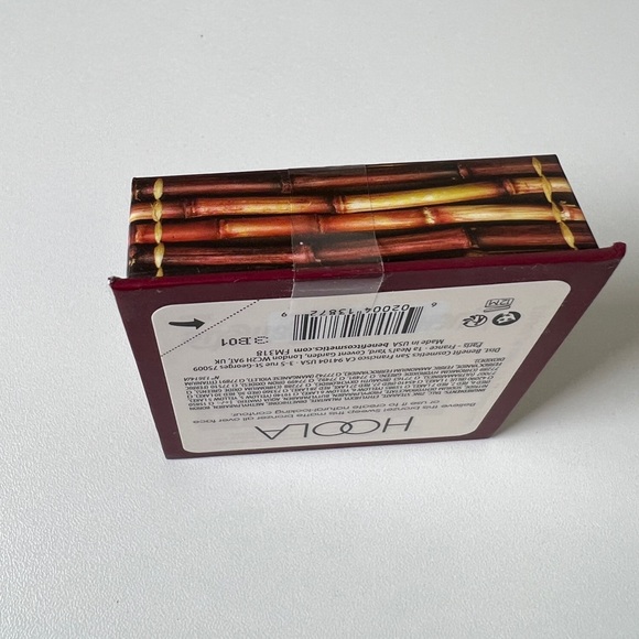 Benefit Cosmetics Hoola matte Bronzer. - Picture 2 of 6